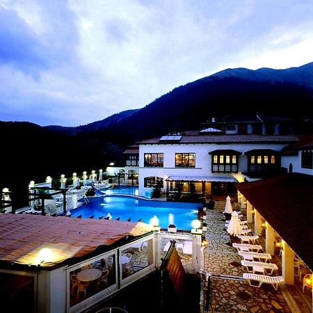 Hotel Spa Montana Karpenísion Exteriör bild