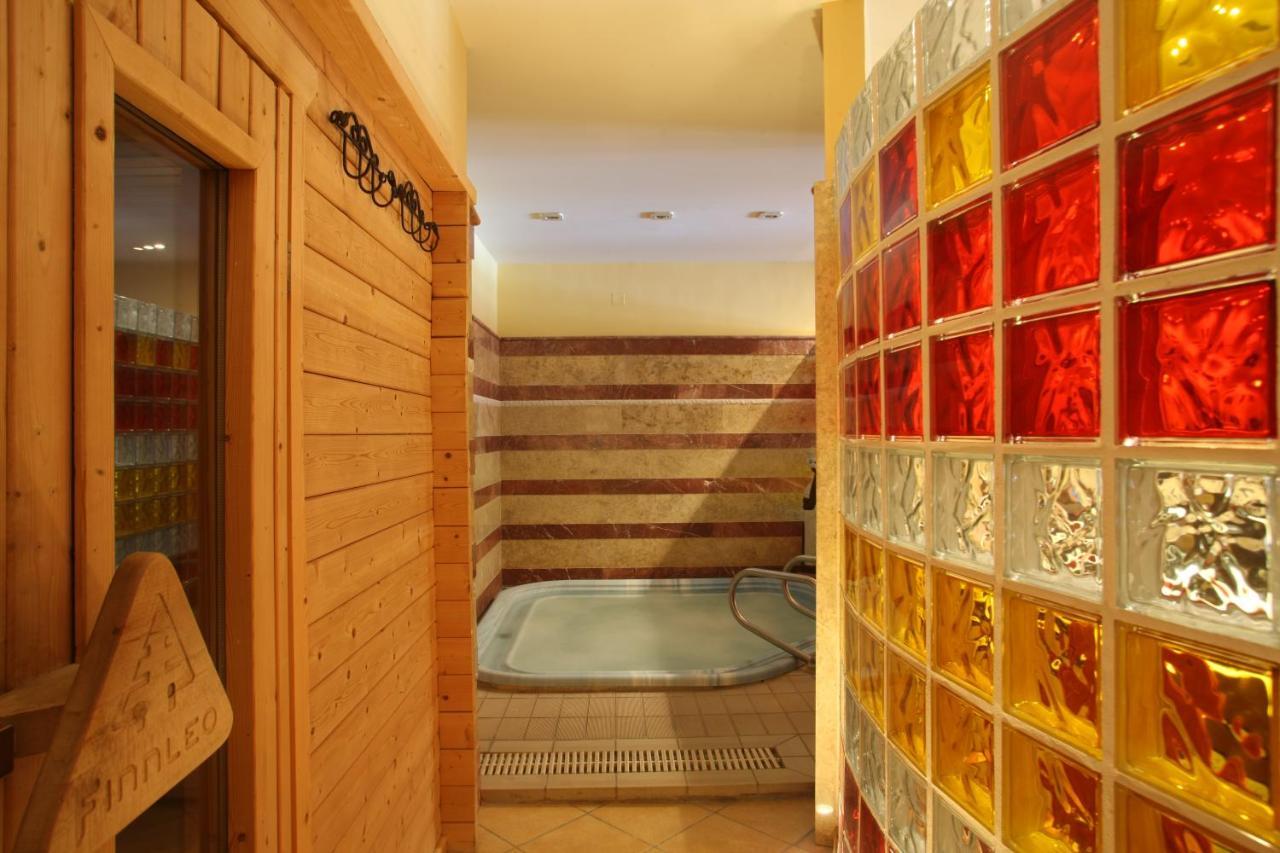 Hotel Spa Montana Karpenísion Exteriör bild