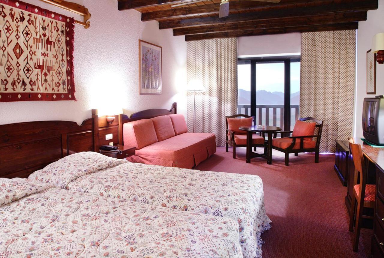Hotel Spa Montana Karpenísion Exteriör bild