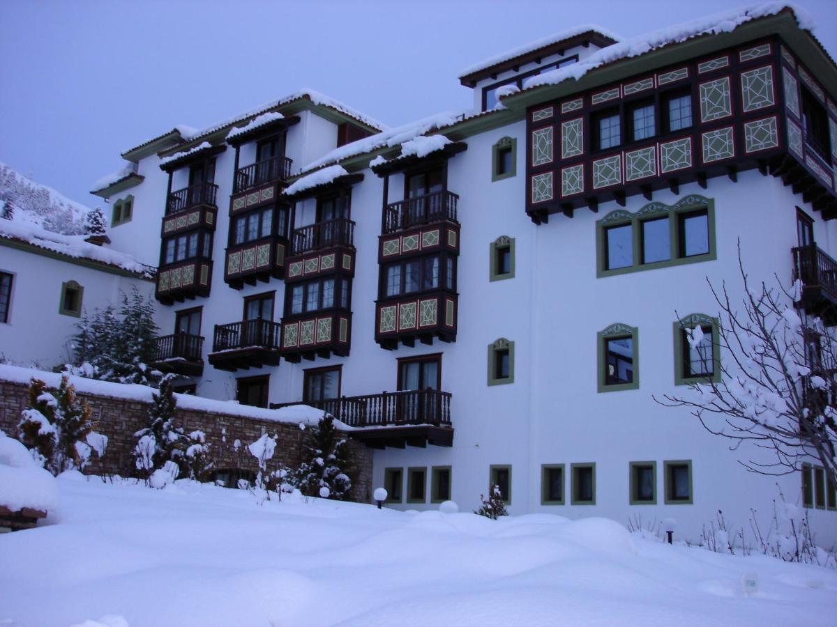 Hotel Spa Montana Karpenísion Exteriör bild